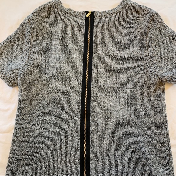 H&M Short-Sleeved Sweater Top - Picture 2 of 3